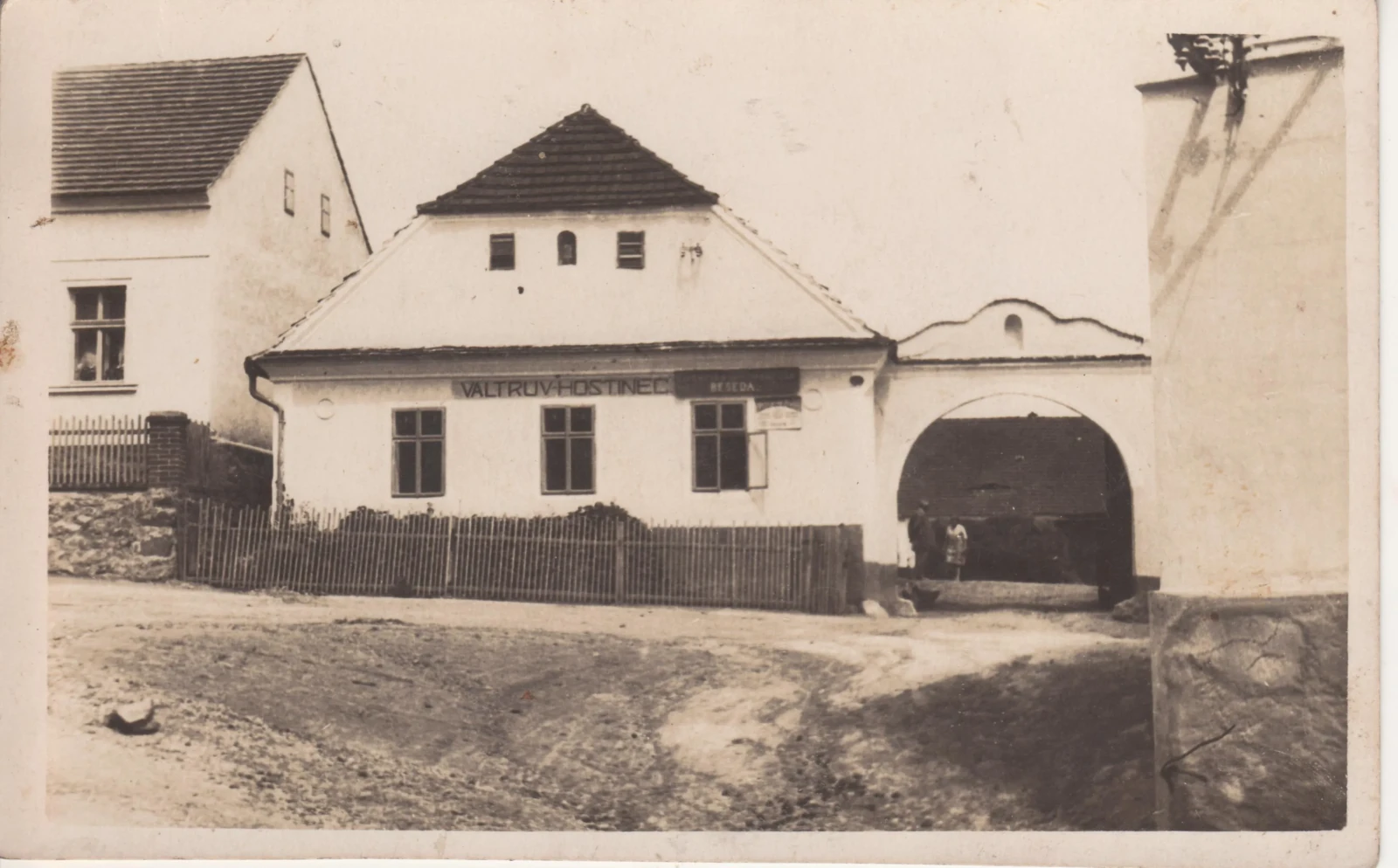 Hostinec a ubytování u Walterů kolem roku 1913.